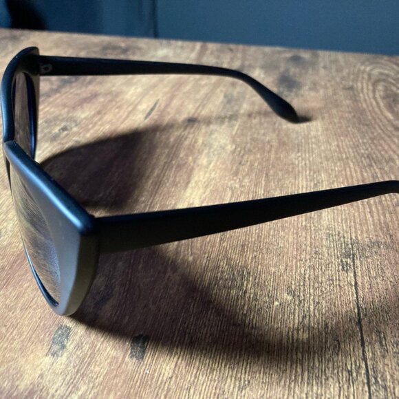 Women's Black Matte Finish Cat Eye Sunglasses with Dark Lenses - Picture 2 of 8